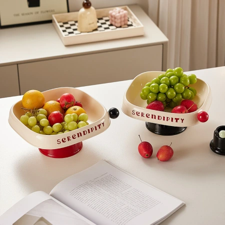 Dopamine cream high-legged fruit plate, cute new style, living room home coffee table, snack display plate, draining candy plate Dopamine cream high-legged fruit plate, cute new style, living room home coffee table, snack display plate, draining candy plate